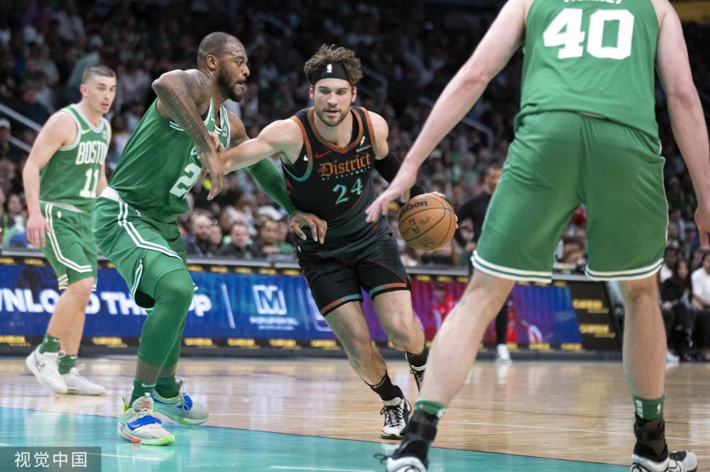 许多专家指 许多专家指