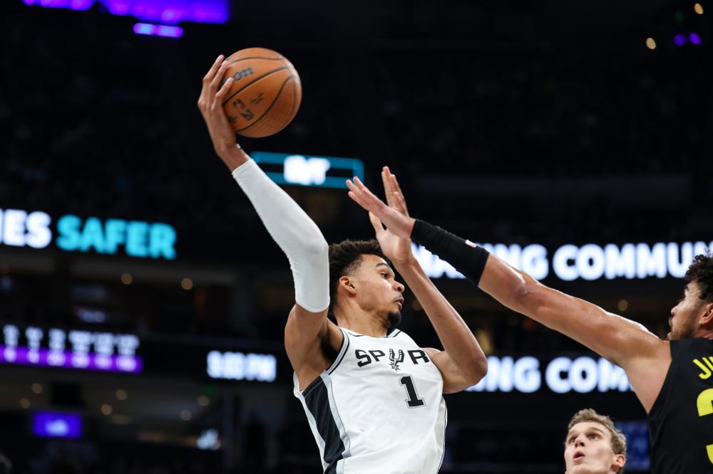 与许多顶级 与许多顶级