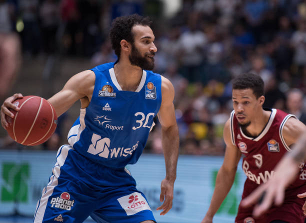 后备力量的 后备力量的